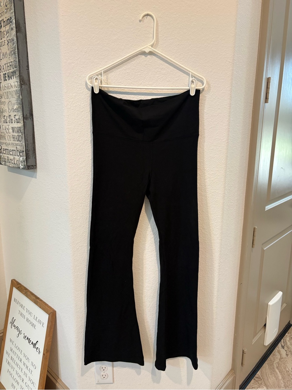 PINK Victoria's Secret Black Kids Flare Leggings
